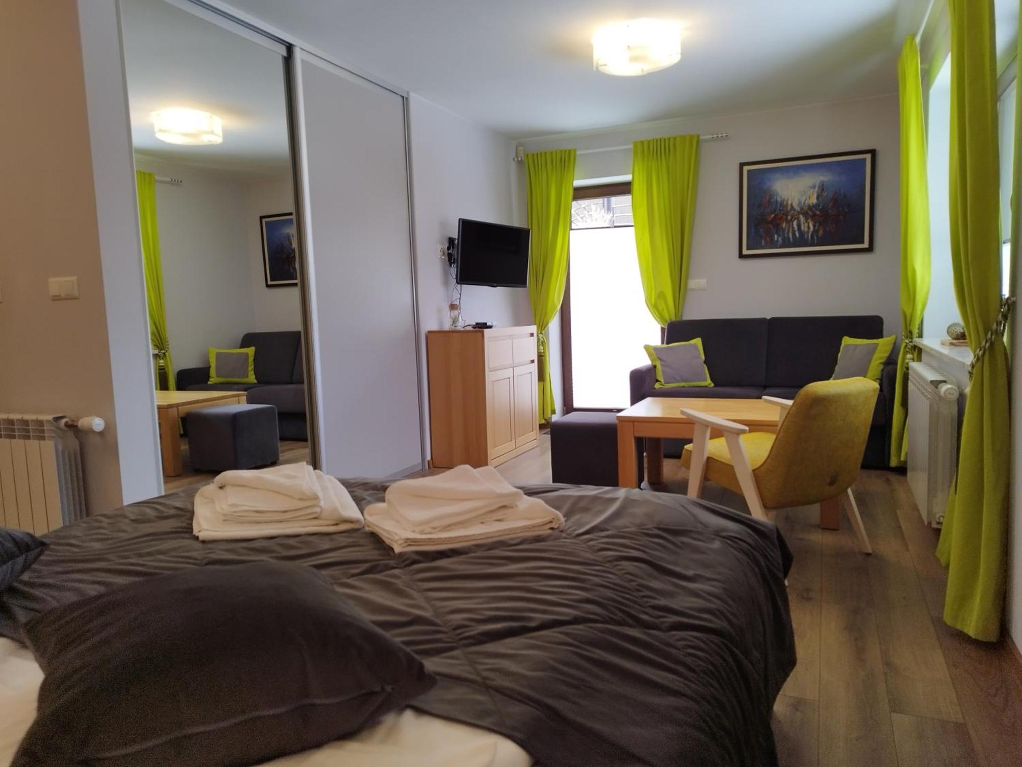 Apartamety I Pokoje Goscinne Na Jaskolczej Świeradów-Zdrój Exteriér fotografie
