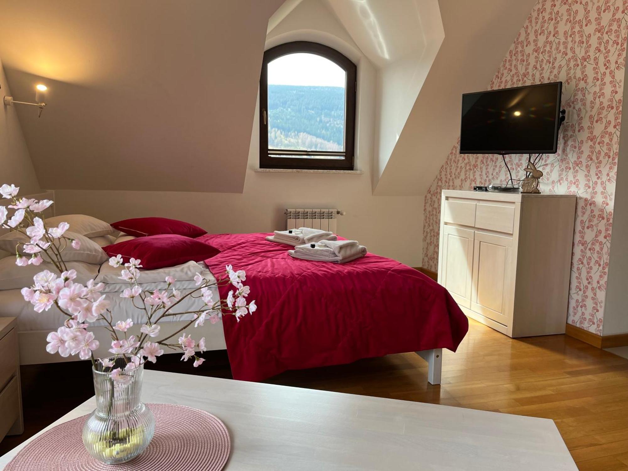 Apartamety I Pokoje Goscinne Na Jaskolczej Świeradów-Zdrój Exteriér fotografie